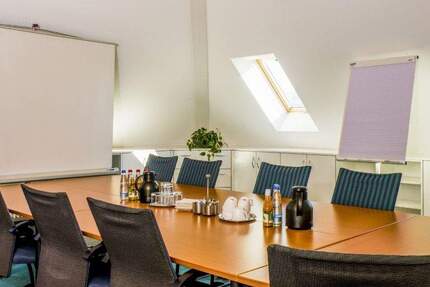Vollservice Büro & Konferenzräume: flexibel, möbliert, tagesweise nutzbar zimmer