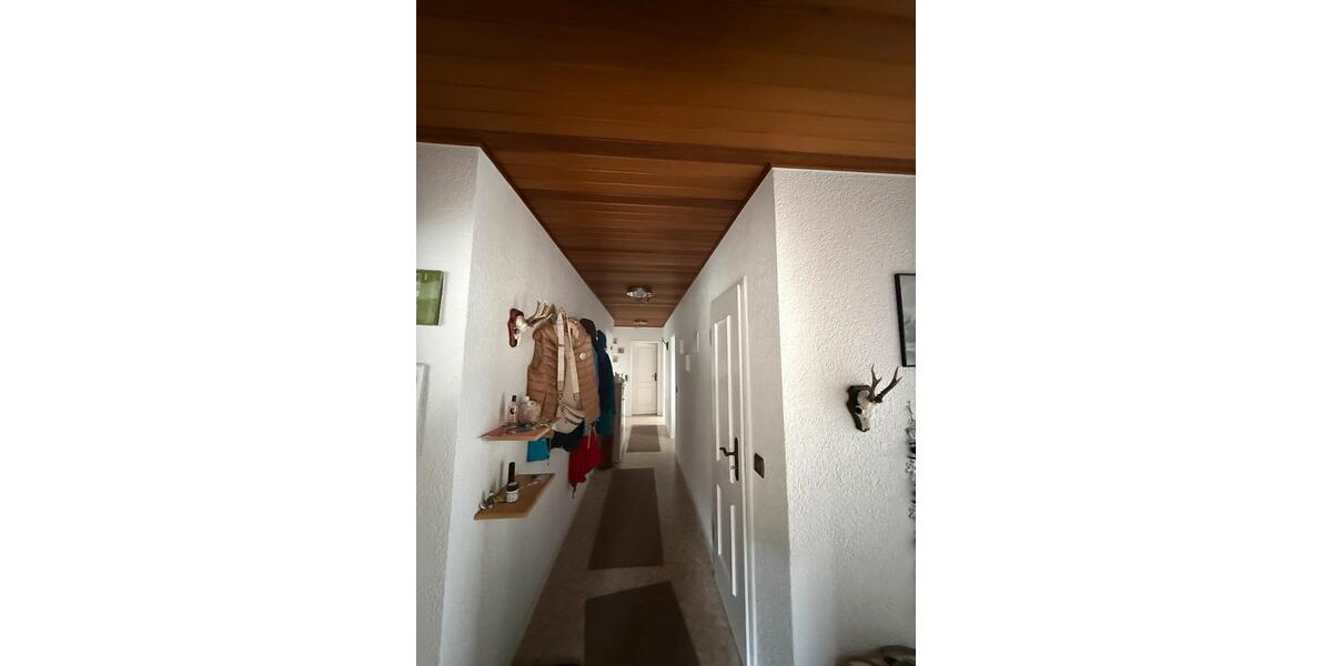 Etagenwohnung Bebra - 5 Zimmer, 138 m&sup2;, 850&euro; | Angebot:26548800