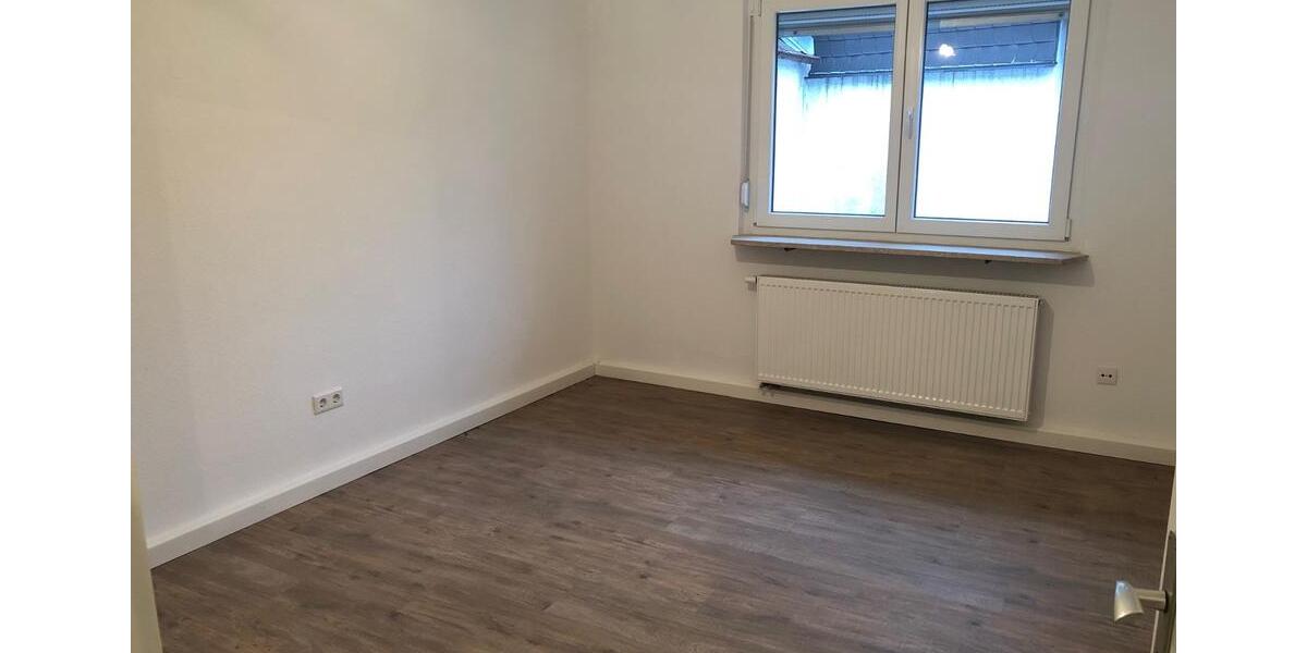Etagenwohnung Großostheim - 3 Zimmer, 80 m&sup2;, 800&euro; | Angebot:18956368