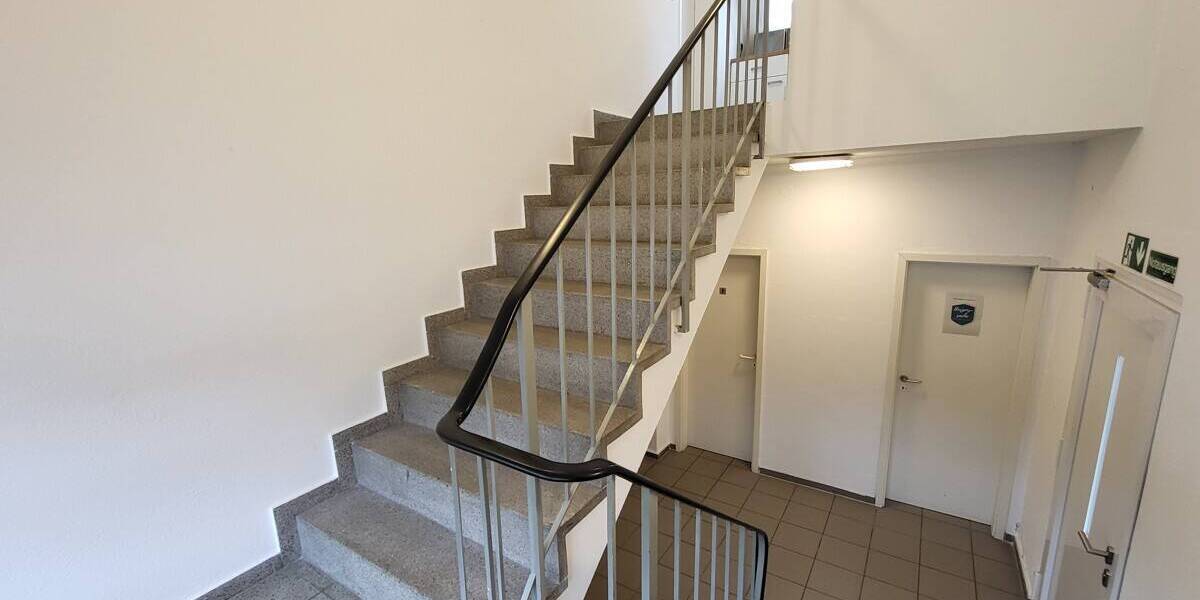 Gewerbeobjekt Lübeck / Sankt Lorenz Nord St. Lorenz Nord - 4 Zimmer, 172 m&sup2;, 950&euro; | Angebot:25670271