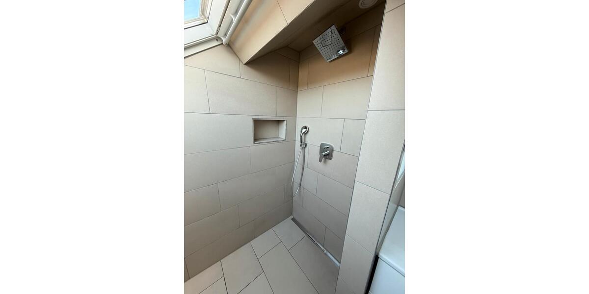 Dachgeschoßwohnung Balingen - 3.5 Zimmer, 70 m&sup2;, 950&euro; | Angebot:24842559