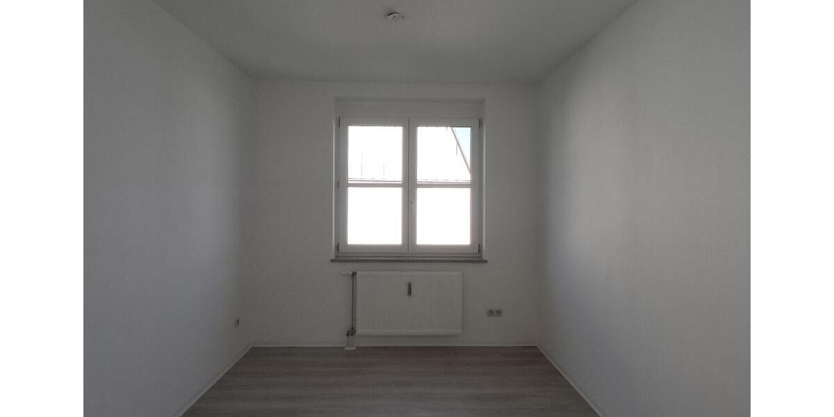 Etagenwohnung Plauen Alt Chrieschwitz - 4 Zimmer, 91 m&sup2;, 540&euro; | Angebot:26671103