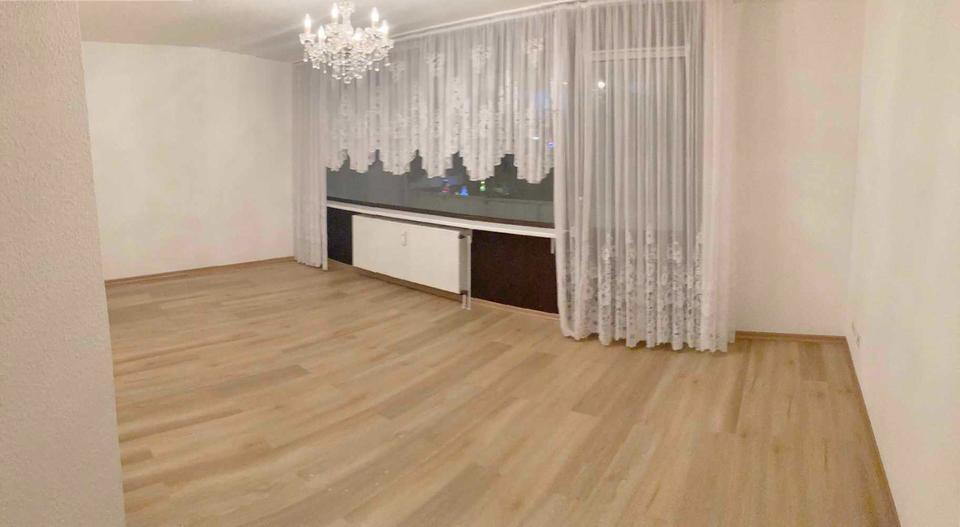 Altengerechte 60qm Wohnung in Moers-Zentrum mit Balkon 2 zimmer