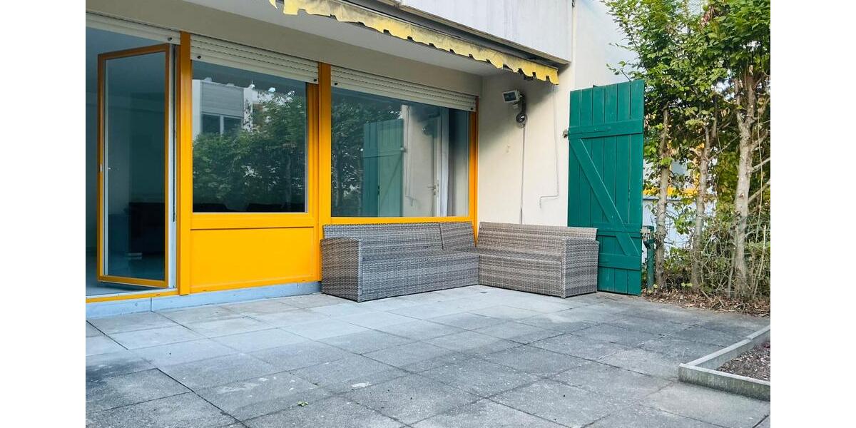 Erdgeschoßwohnung Regensburg Ganghofersiedlung - 3 Zimmer, 90 m&sup2;, 1.490&euro; | Angebot:25636515