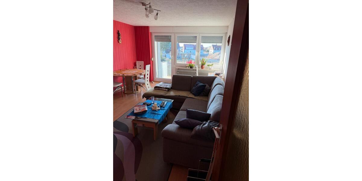 2 Zimmer-Wohnung im 1.OG mit Balkon, Stellplatz und Keller 2 zimmer