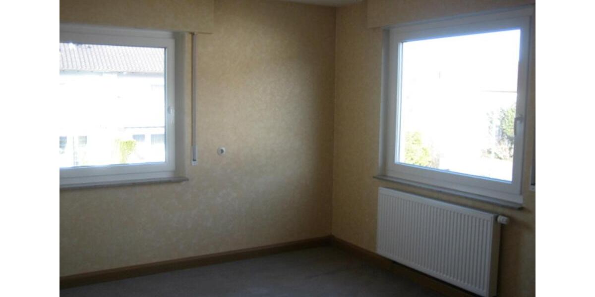 Etagenwohnung Plochingen - 3 Zimmer, 76 m&sup2;, 820&euro; | Angebot:24609266