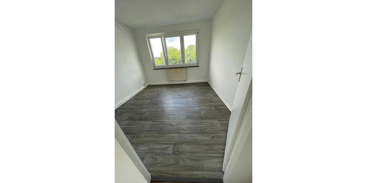 Erdgeschoßwohnung Wurzbach - 1 Zimmer, 25 m&sup2;, 175&euro; | Angebot:26070751
