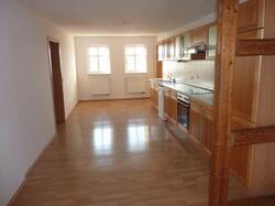 Etagenwohnung Weißenfels Burgwerben - 5 Zimmer, 136 m&sup2;, 690&euro; | Angebot:25983606