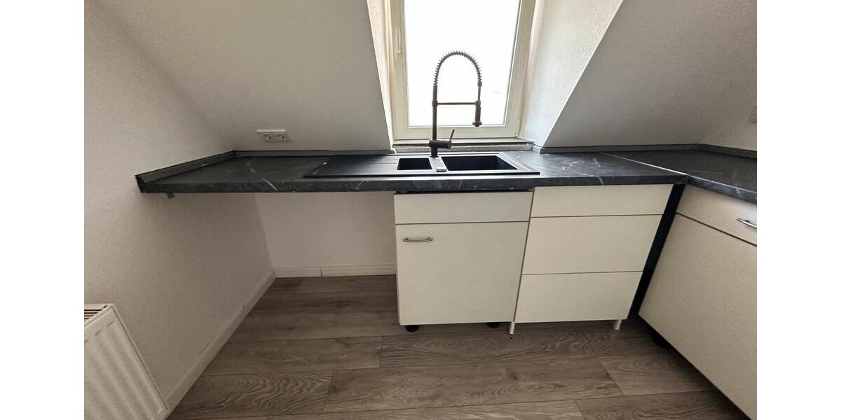 Dachgeschoßwohnung Wetzlar Altenberger Straße - 1 Zimmer, 68 m&sup2;, 940&euro; | Angebot:26577800