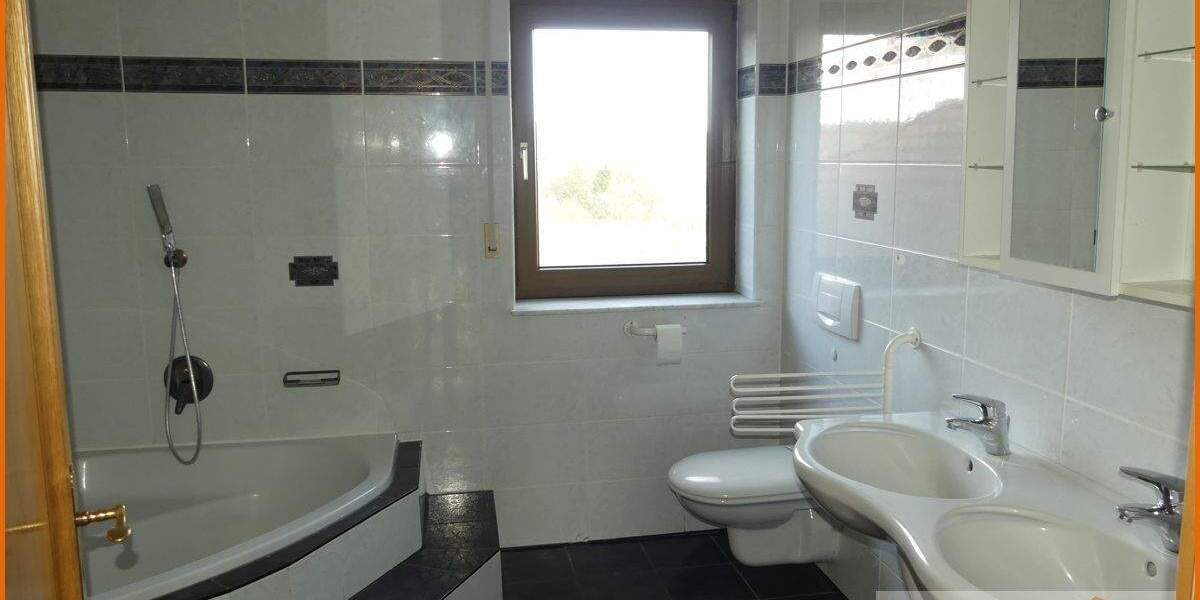 Etagenwohnung Flieden / Stork Stork - 4 Zimmer, 136 m&sup2;, 650&euro; | Angebot:26475926