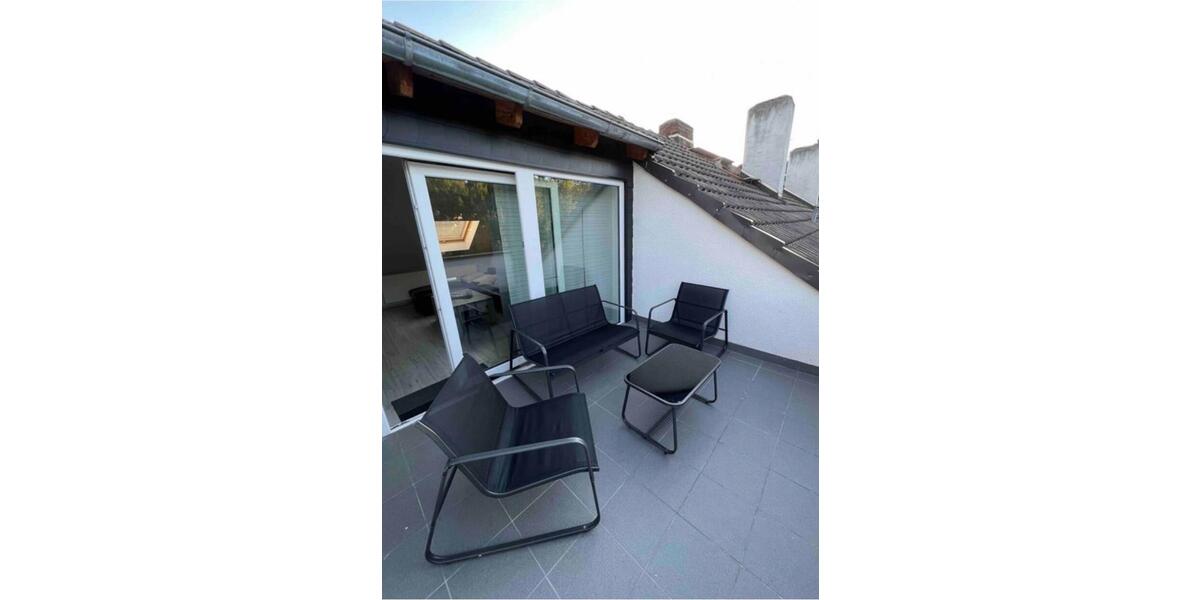 Dachgeschoßwohnung Kassel Philippinenhof-Warteberg - 1 Zimmer, 80 m&sup2;, 1.400&euro; | Angebot:25655264