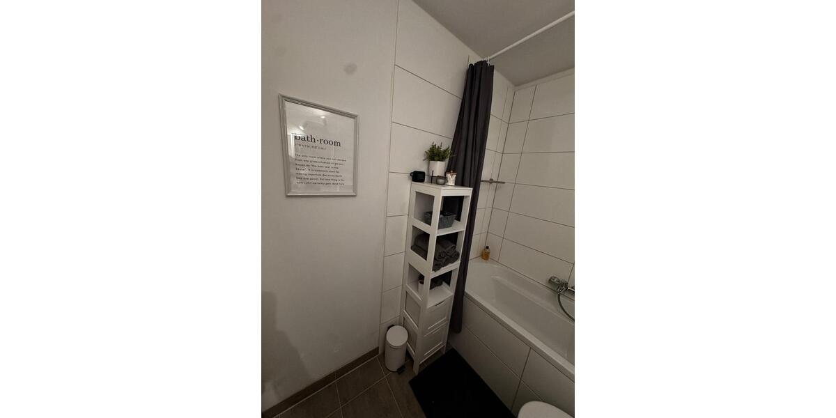 Etagenwohnung Mönchengladbach Süd - 1 Zimmer, 42 m&sup2;, 460&euro; | Angebot:26688537