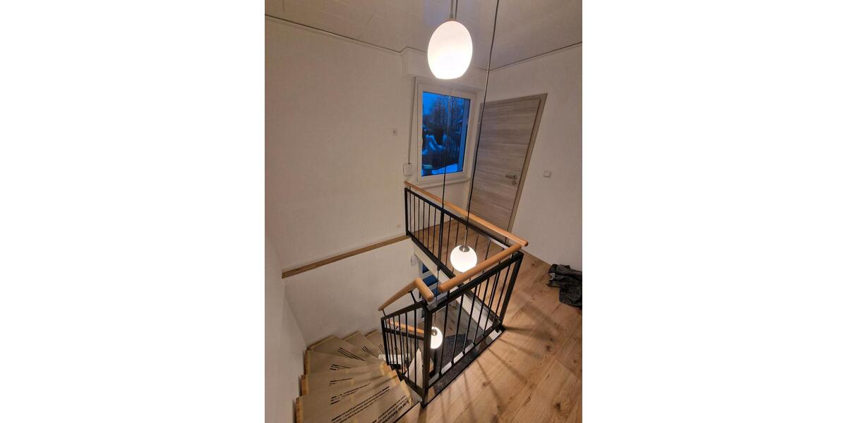 Doppelhaushälfte Reichshof - 4 Zimmer, 125 m&sup2;, 1.550&euro; | Angebot:25208857