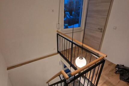 Haus Reichshof - 4 Zimmer, 125 m&sup2;, 1.550&euro; | Angebot:25208857