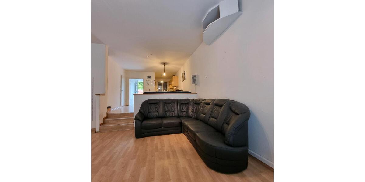 Reihenhaus Brieselang - 5 Zimmer, 140 m&sup2;, 1.600&euro; | Angebot:26084307