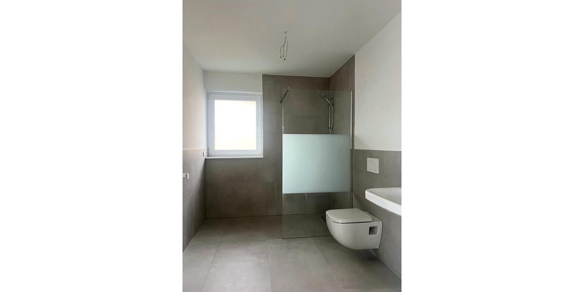 Einfamilienhaus Grünberg - 2 Zimmer, 75 m&sup2;, 1.125&euro; | Angebot:26423512