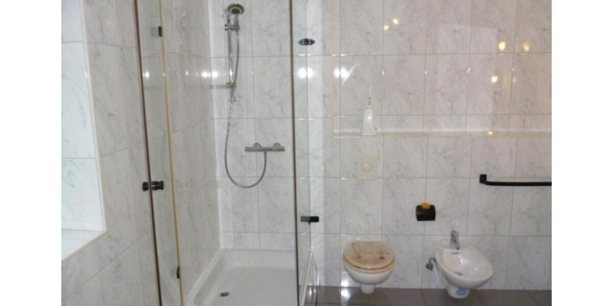 Wohnen auf Zeit Siegen Weidenau - 40 Zimmer, 120 m&sup2;, 420&euro; | Angebot:25840000