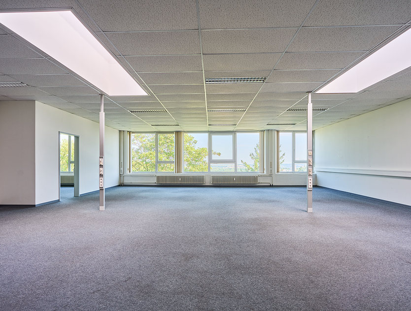Büro in Ludwigsburg 2.641 € 440 m² zimmer