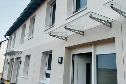 Haus Villingen-Schwenningen Schwenningen - 5 Zimmer, 137 m&sup2;, 1.560&euro; | Angebot:26227254