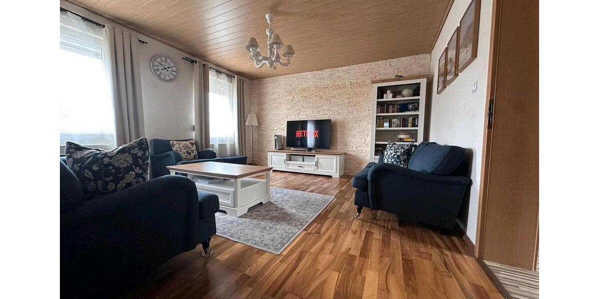 Etagenwohnung Völklingen - 5 Zimmer, 140 m&sup2;, 950&euro; | Angebot:26417187