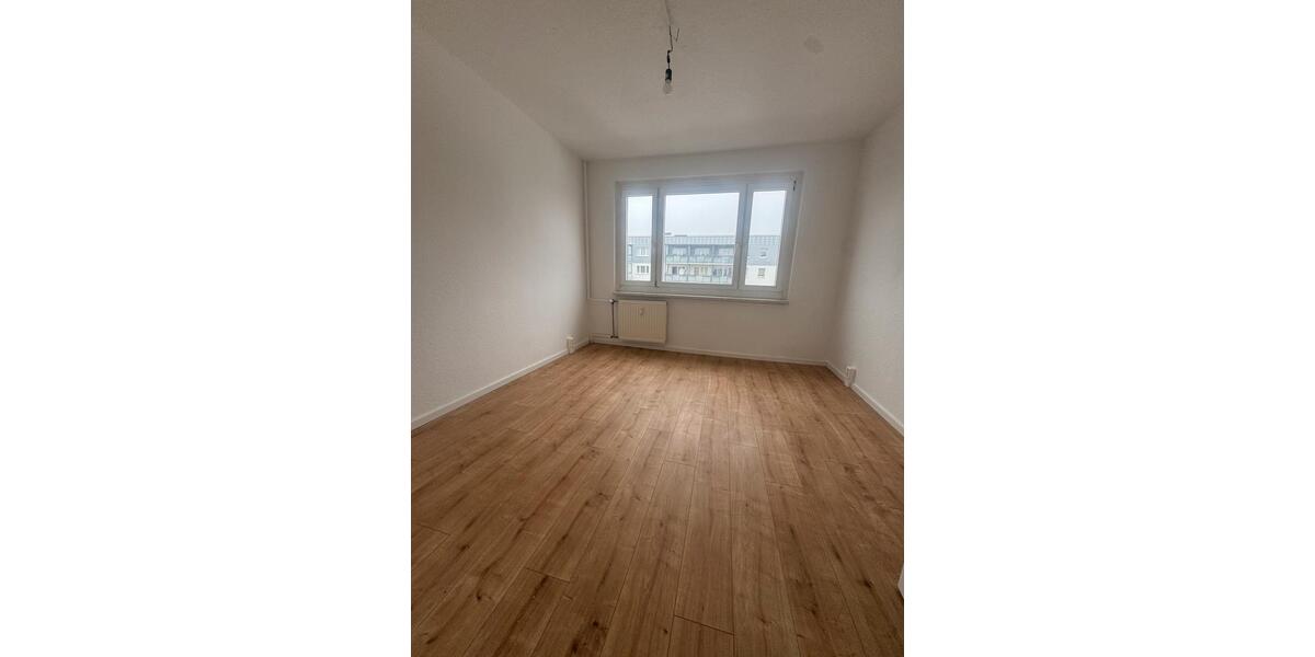 Etagenwohnung Magdeburg Neue Neustadt - 4 Zimmer, 70 m&sup2;, 545&euro; | Angebot:25805151