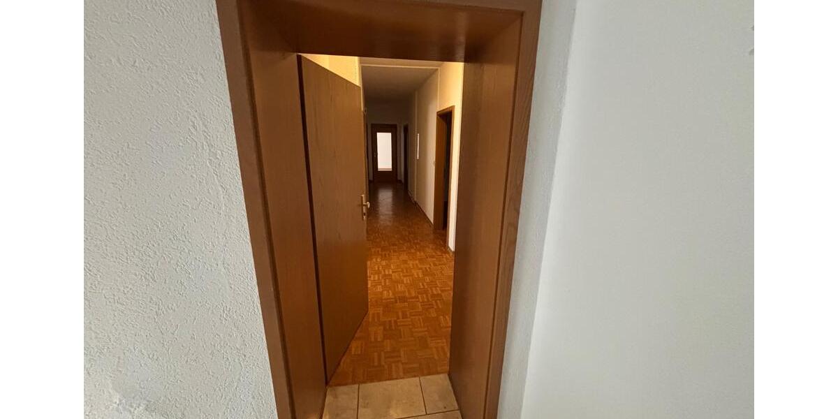 Etagenwohnung Bad Brückenau - 4 Zimmer, 108 m&sup2;, 660&euro; | Angebot:26630161