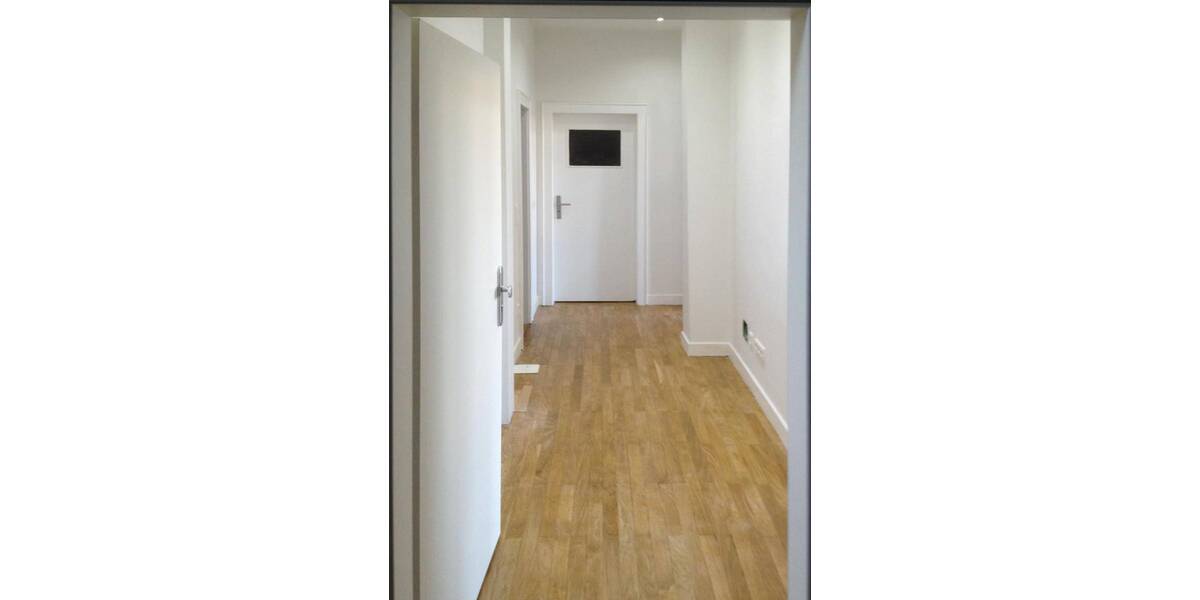 Etagenwohnung Saarbrücken St Johann - 3 Zimmer, 100 m&sup2;, 950&euro; | Angebot:25898087