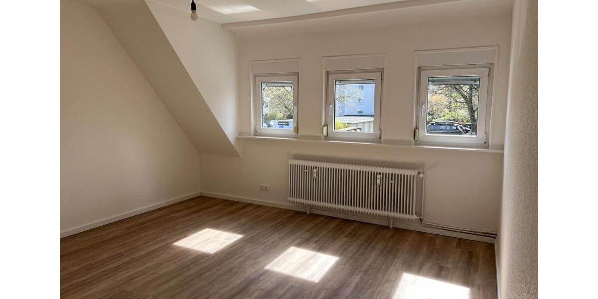 Etagenwohnung Mönchengladbach Nord - 2 Zimmer, 94 m&sup2;, 1.090&euro; | Angebot:26273875