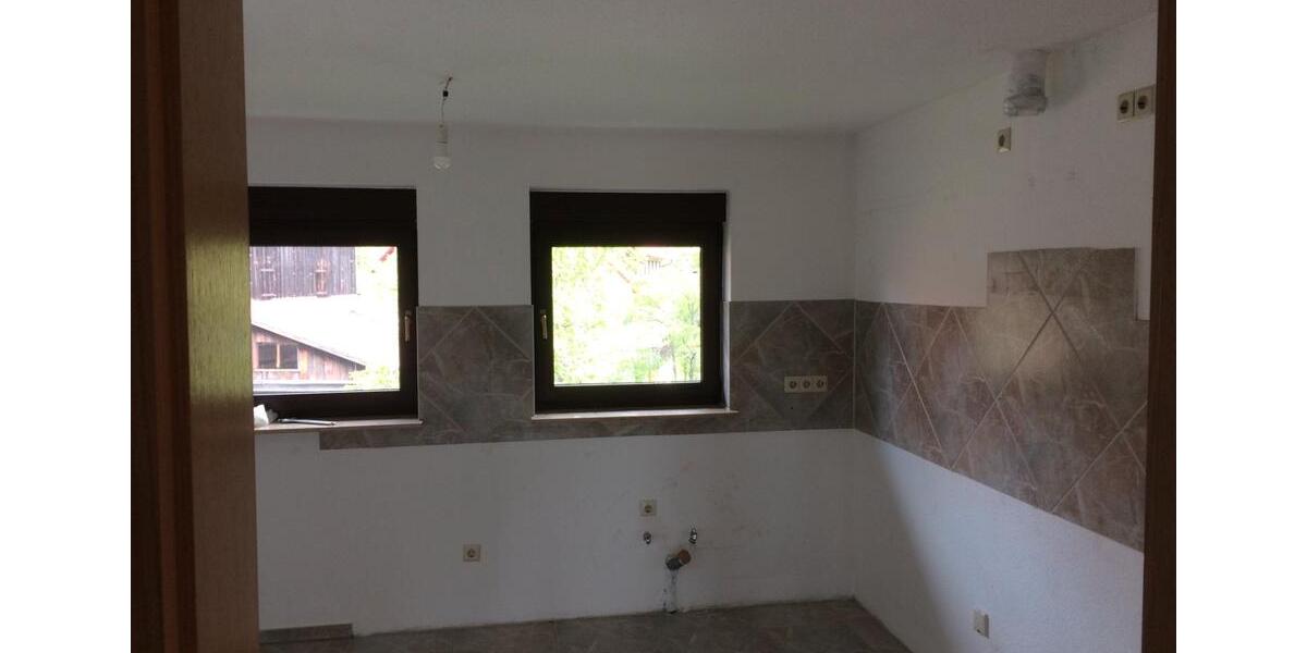 Etagenwohnung Fichtenberg - 4 Zimmer, 120 m&sup2;, 960&euro; | Angebot:26039955