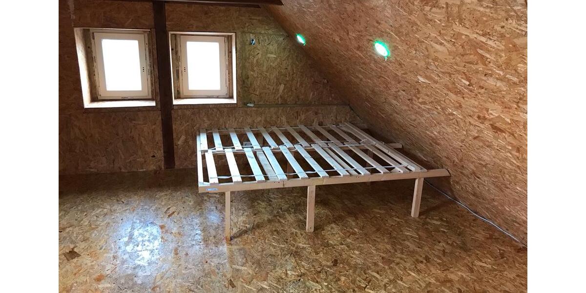 Wohnen auf Zeit Meißen - 7 Zimmer, 220 m&sup2;, 400&euro; | Angebot:26623442