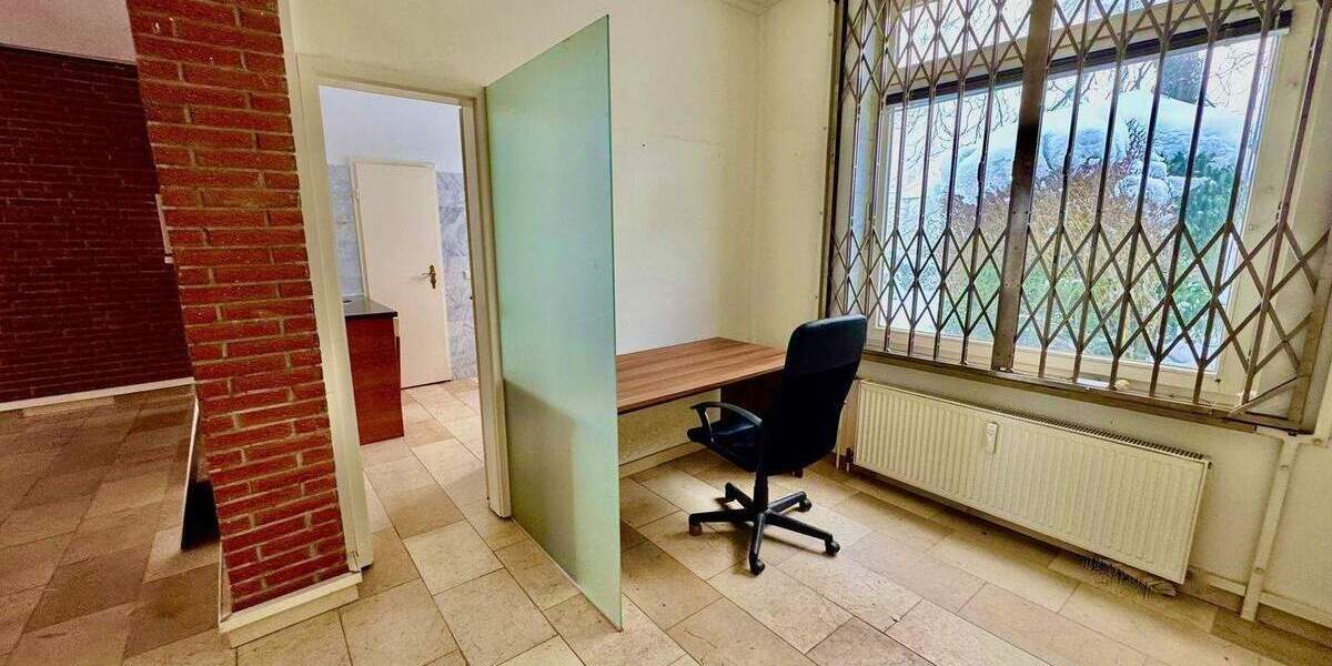 Gewerbeobjekt Hamburg Blankenese - 1 Zimmer, 105 m&sup2;, 2.900&euro; | Angebot:26672600