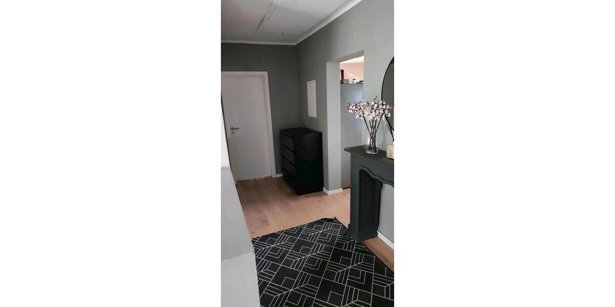 Einfamilienhaus Dellfeld - 4 Zimmer, 140 m&sup2;, 1.400&euro; | Angebot:26670225