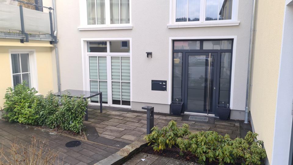 Terrassenwohnung Weilrod - 1 Zimmer, 83 m&sup2;, 790&euro; | Angebot:25406572