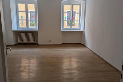 3 - Zimmer Wohnung, WG geeignet, Innenstadt Regensburg zimmer