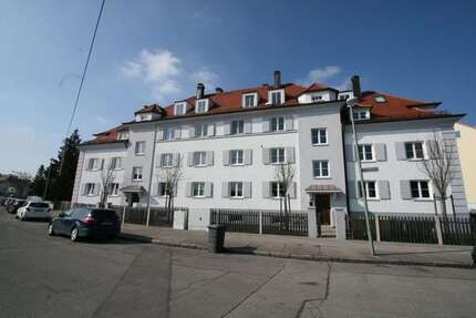 Wohnung Augsburg Oberhausen - 2 Zimmer, 71 m&sup2;, 915&euro; | Angebot:26162307