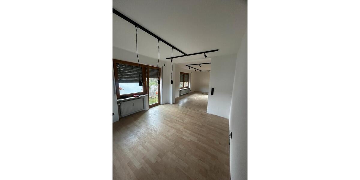 Etagenwohnung Frammersbach - 4 Zimmer, 115 m&sup2;, 1.100&euro; | Angebot:26152283