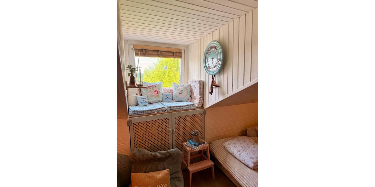 Dachgeschoßwohnung Deggendorf - 2.5 Zimmer, 68 m&sup2;, 600&euro; | Angebot:26598079
