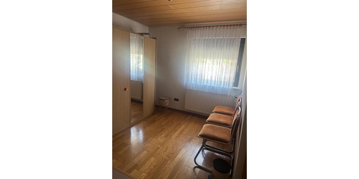 Reihenhaus Fußgönheim - 5 Zimmer, 120 m&sup2;, 1.400&euro; | Angebot:26535647