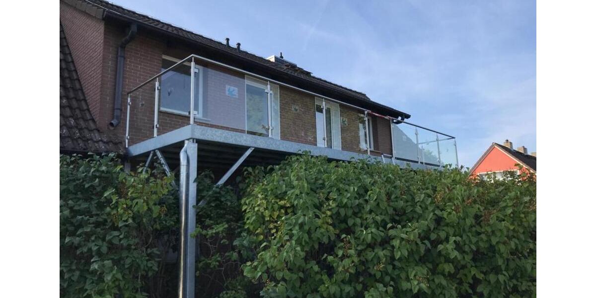 Dachgeschoßwohnung Karlsburg - 4 Zimmer, 94 m&sup2;, 1.100&euro; | Angebot:25408150