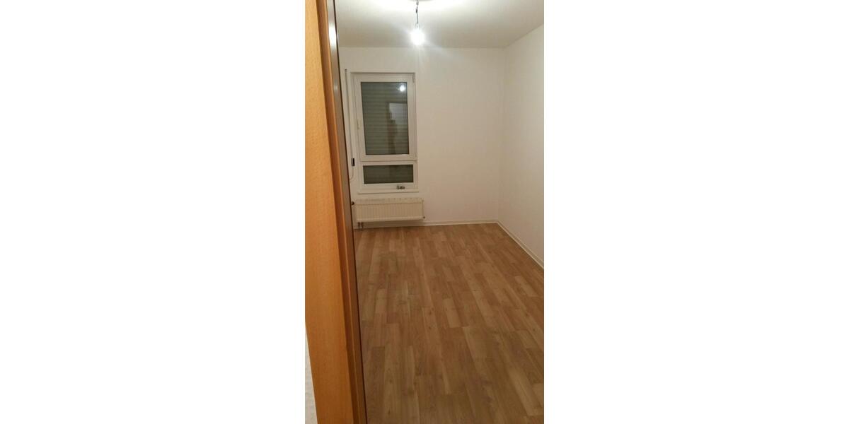 Etagenwohnung Kaiserslautern Engelshof - 3 Zimmer, 80 m&sup2;, 800&euro; | Angebot:26161643