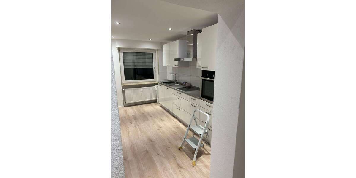 Etagenwohnung Ilvesheim - 4 Zimmer, 100 m&sup2;, 1.300&euro; | Angebot:27005852