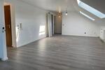 Dachgeschoßwohnung Volkach - 3 Zimmer, 68 m&sup2;, 750&euro; | Angebot:26365065