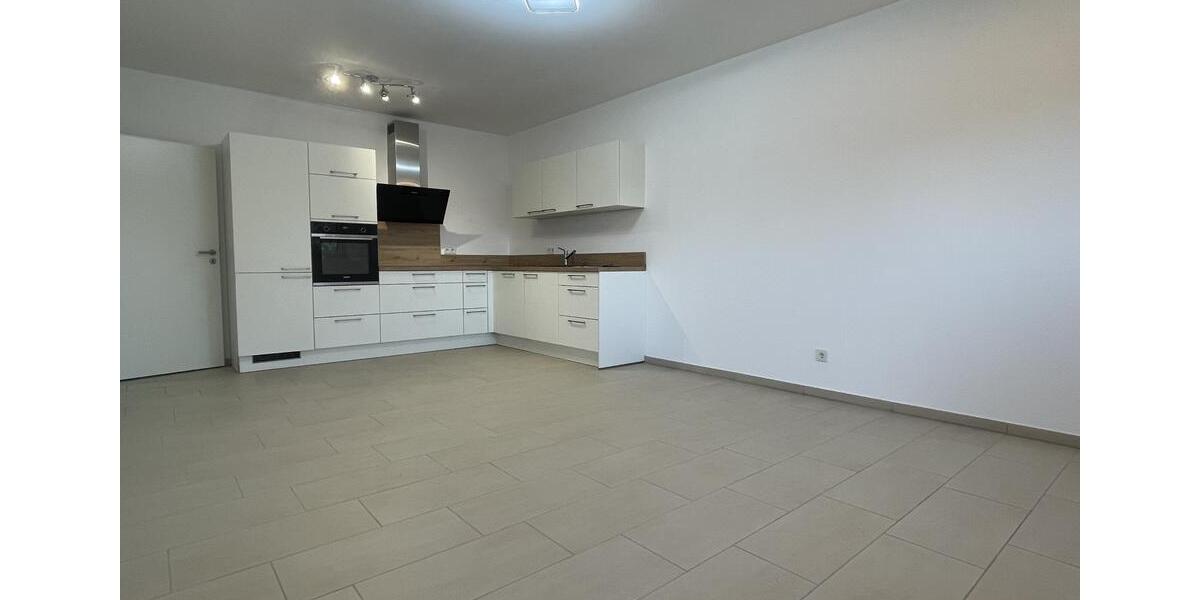 Energetische und moderne 3 ZKB Neubauwohnung mit hochwertiger Einbauküche und Balkon 2 zimmer