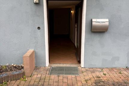 Gemütliche 1-Zimmerwohnung in ländlicher, aber zentralen Lage zimmer