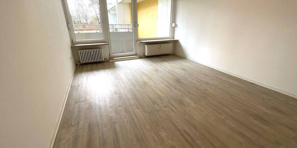 Etagenwohnung Nürnberg Langwasser - 3 Zimmer, 80 m&sup2;, 899&euro; | Angebot:26142632