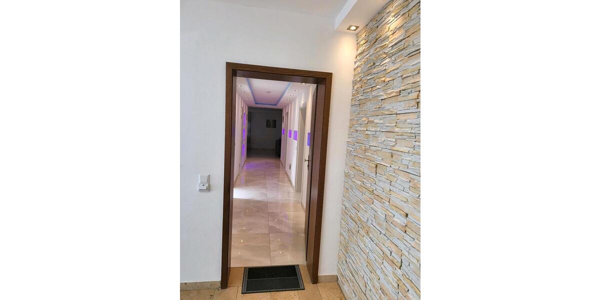 Wohnen auf Zeit Hammersbach - 4 Zimmer, 126 m&sup2;, 30&euro; | Angebot:24772880