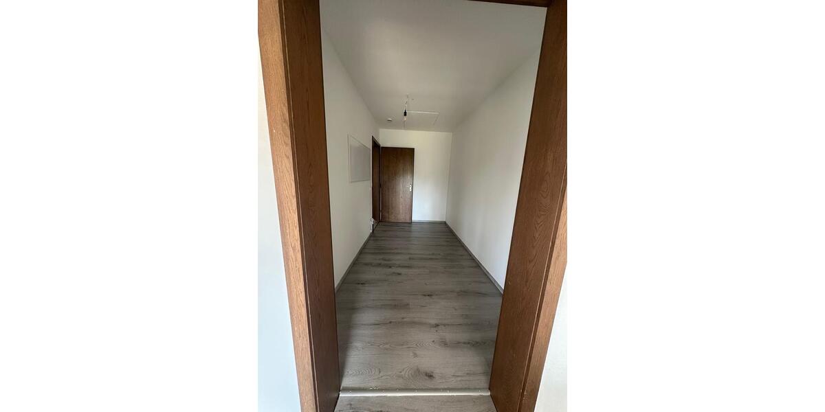 Etagenwohnung Albstadt Gemarkung Onstmettingen - 4 Zimmer, 140 m&sup2;, 1.100&euro; | Angebot:26691626