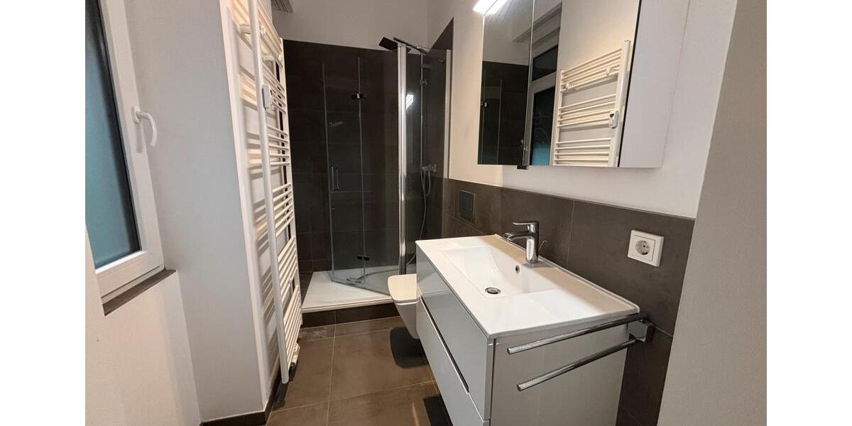 Etagenwohnung Wiesbaden - 4 Zimmer, 99 m&sup2;, 2.341&euro; | Angebot:26385284