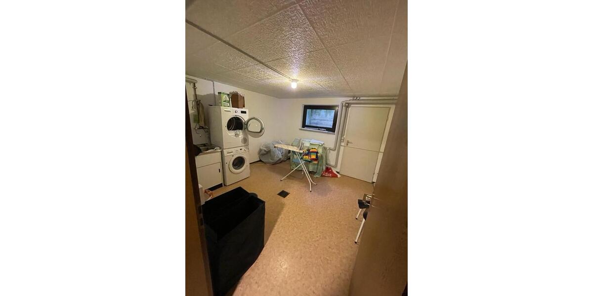 Doppelhaushälfte Gerlingen - 4.5 Zimmer, 160 m&sup2;, 2.250&euro; | Angebot:24708327