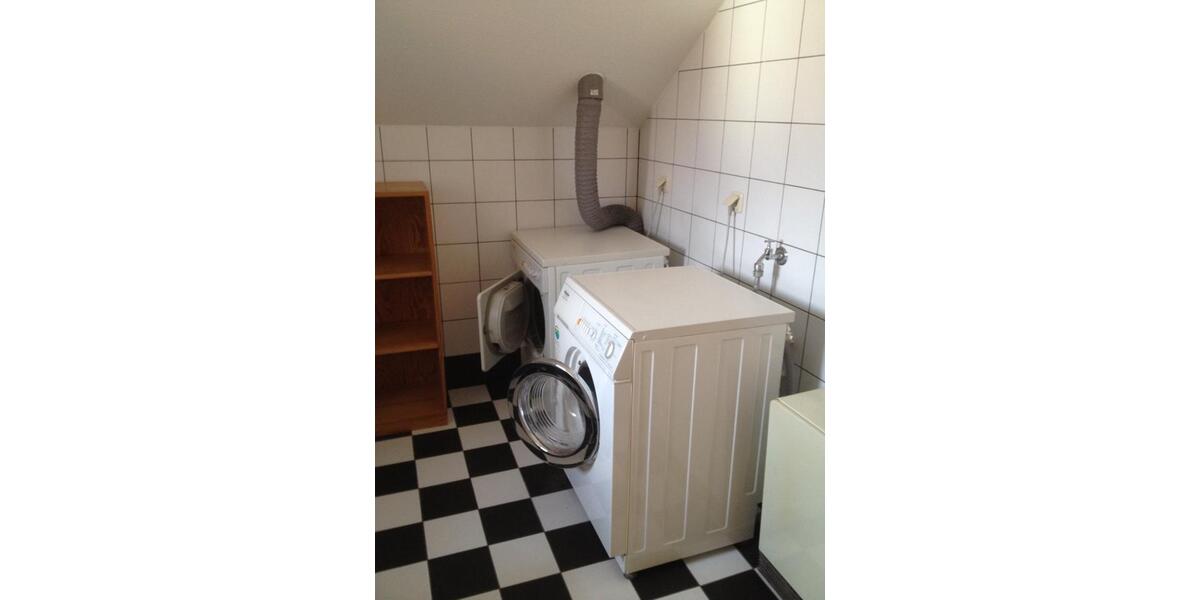 Dachgeschoßwohnung Werneck - 4 Zimmer, 120 m&sup2;, 720&euro; | Angebot:24532038